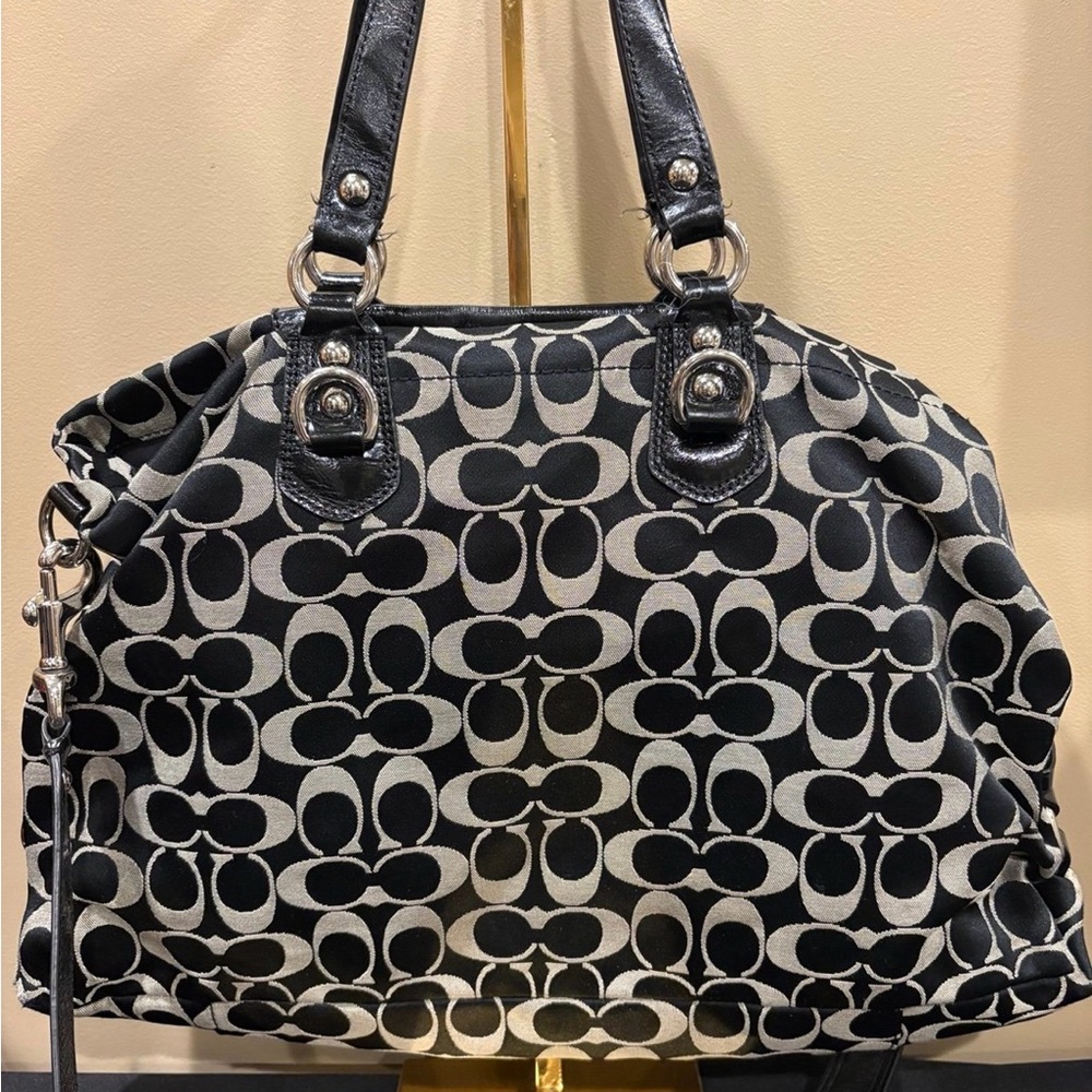 Coach Ashley Signature Carryall Satchel/Crossbody - Picture 4 of 11
